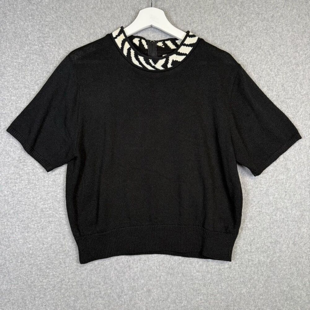 Vintage San Remo Petites Women's Size Medium Black Acrylic Short Sleeve Sweater